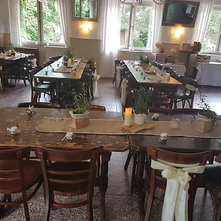 Zur Alten Fahre بيت للعطل